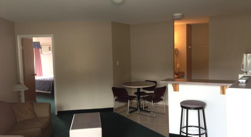 Super 8 By Wyndham Golden Hotel Quarto foto