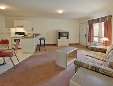 Super 8 By Wyndham Golden Hotel Quarto foto